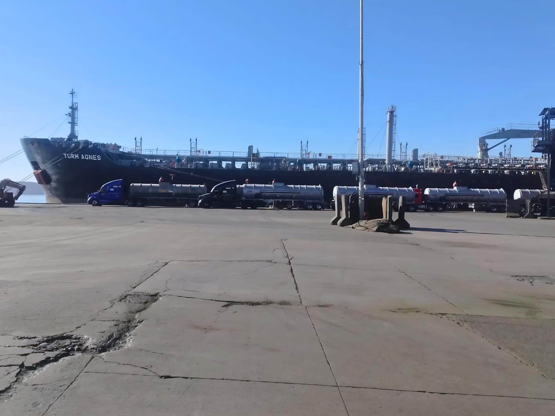 US fuel trader Ikon Midstream faces Mexican probe over alleged cartel-linked fuel smuggling